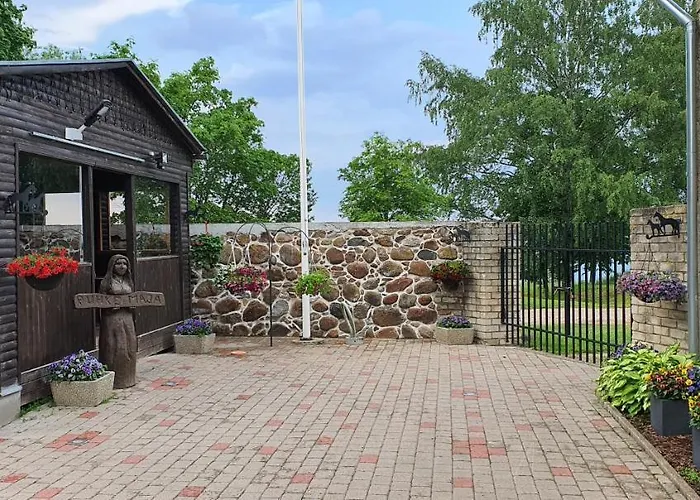 Puhkemaja Gasthuis Nina