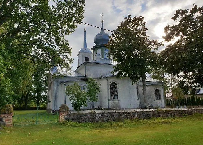 Gasthuis Puhkemaja 3*